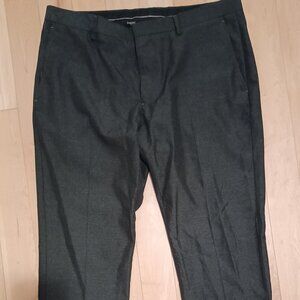 BNWOT Haggar men's dress pants
